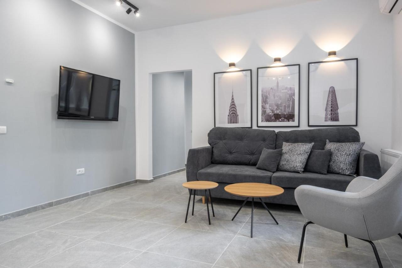 Relax Apartament In Piata Universitatii Boekarest Buitenkant foto
